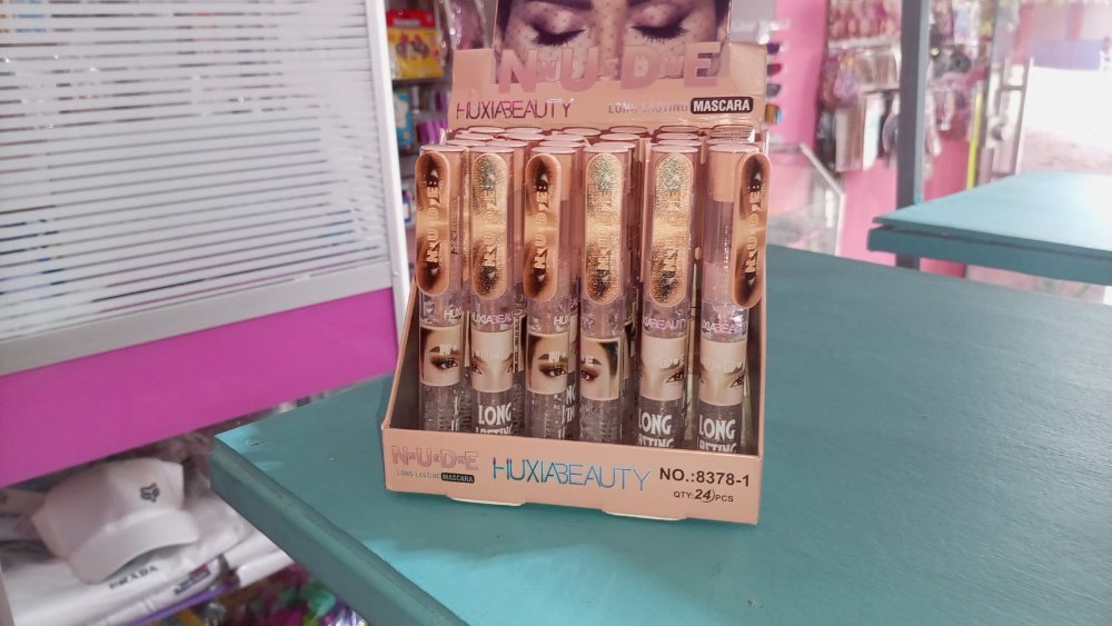 MASCARA TRANSPARENTE