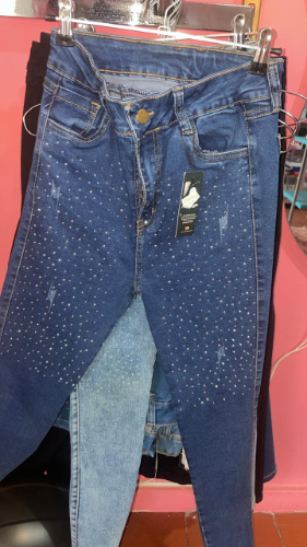 Skinny Jean brillo