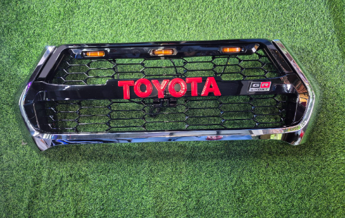 Persiana GR cromada HILUX ROCCO 2021-2026