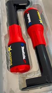 DEFENSA UNIVERSAL 10 COLOR ROJO