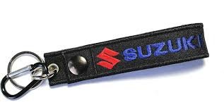 LLAVERO PEQUEÑO SUZUKI LETRAS BLANCAS BORDADO