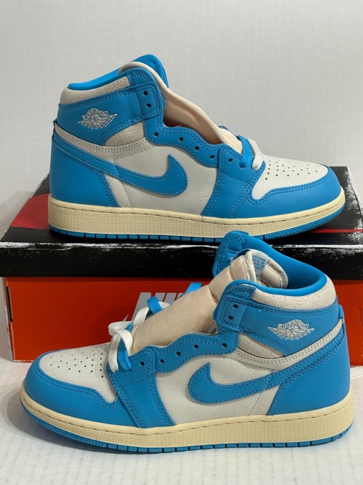 Air Jordan 1 High GS UNC