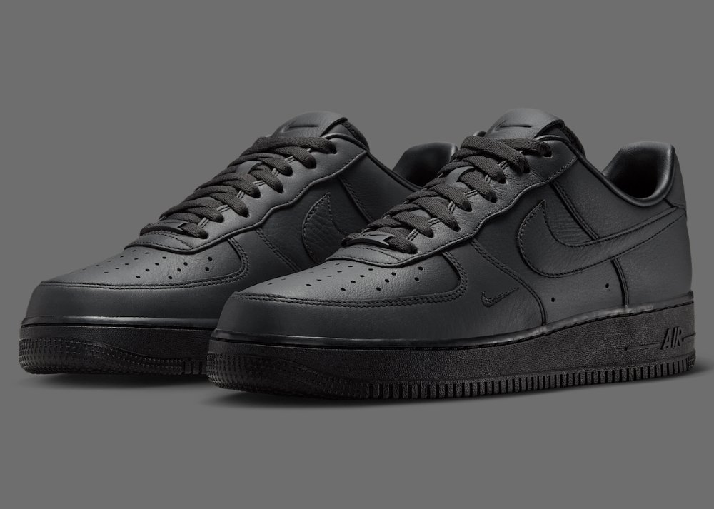 Force 1 LE GS Black