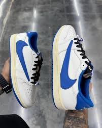 Air Jordan 1 Retro Low OG SP Fragment x Travis