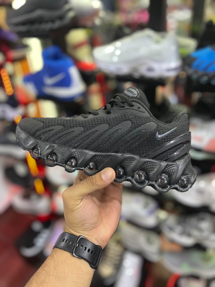 Air max DN 8 negra
