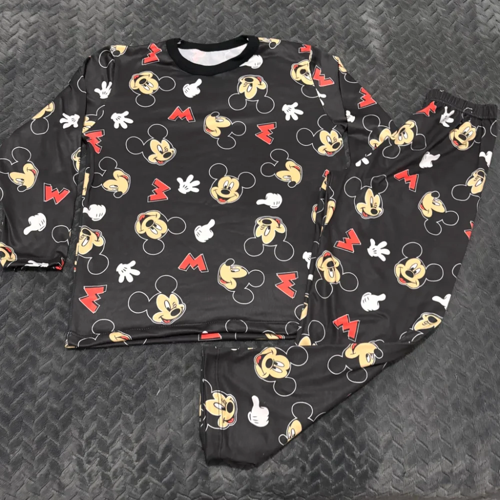 PIJAMA INFANTIL FULL PRINT MICKEY NEGRO