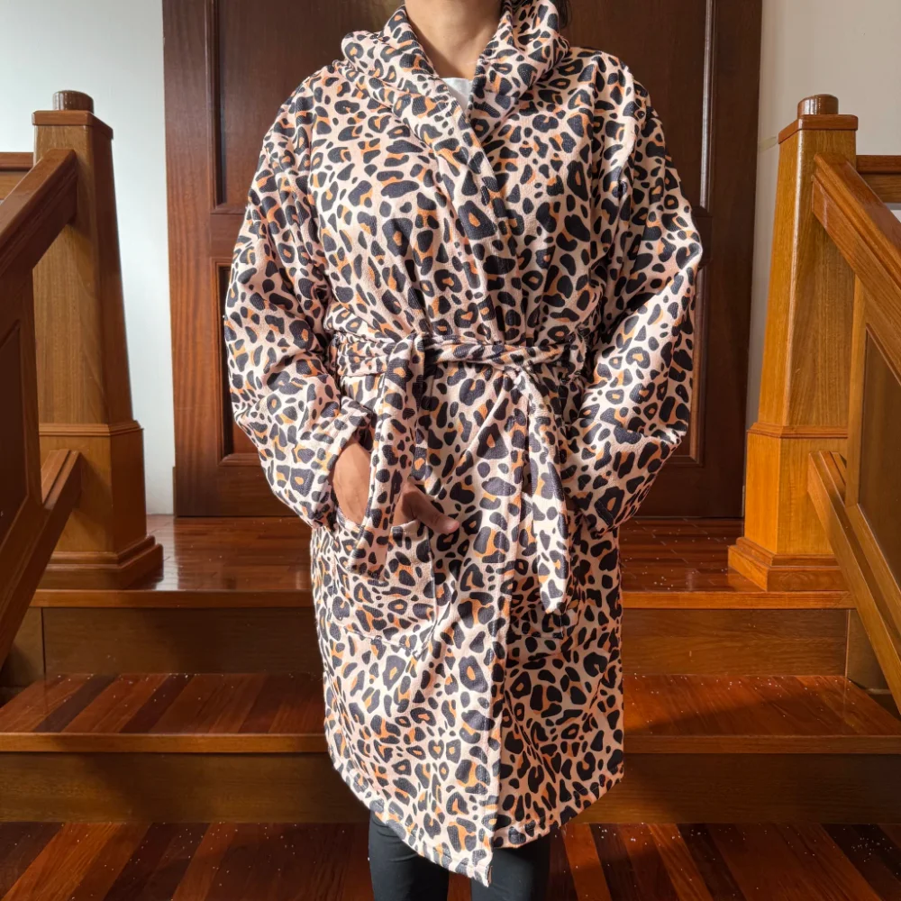 Bata con Capucha - ANIMAL PRINT
