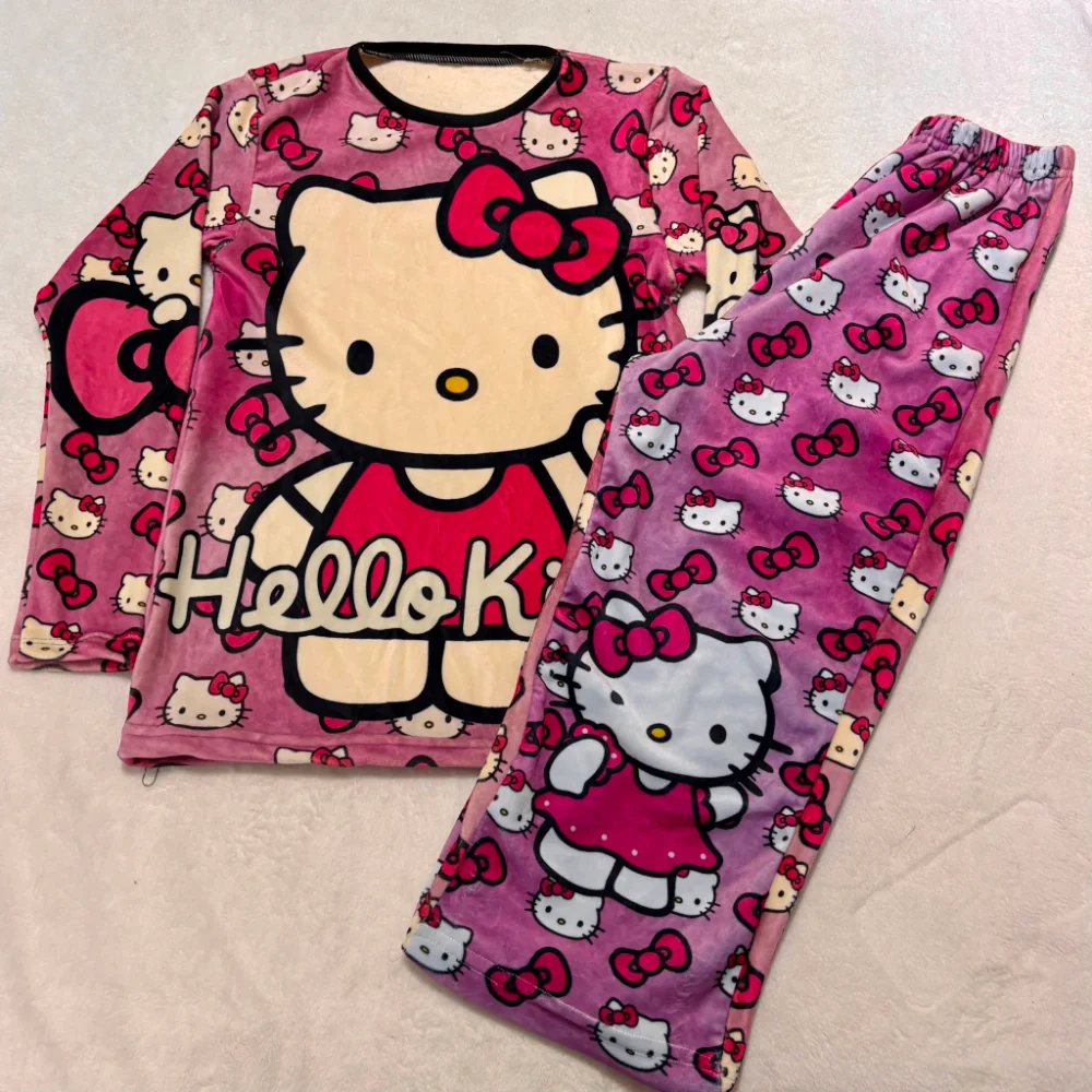 Conjunto pijama plush infantil- KITTY ROSA