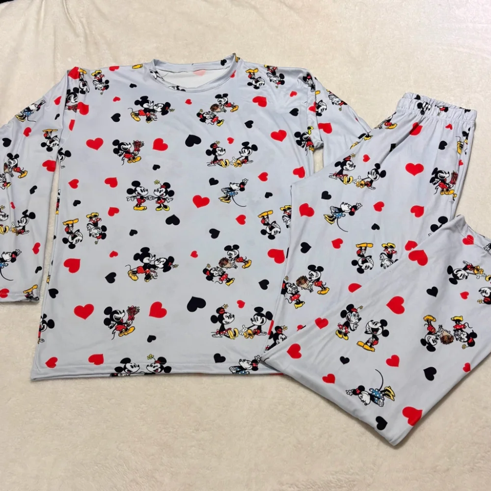 Pijama Adulto FULL PRINT - MINNIE Y MICKEY GRIS