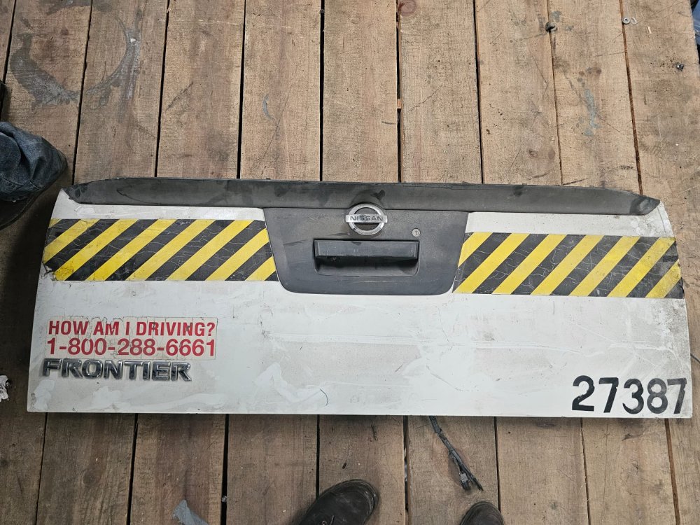 Compuerta Frontier 05-19  Blanca 27387
