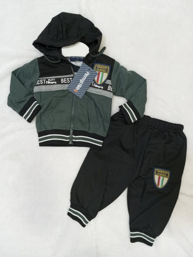 5981 CONJUNTO PIERREGI KIDS CAPUCHA
