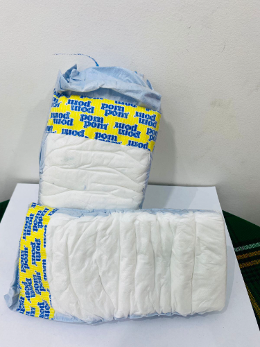 POM POM PAÑALES X UNIDAD