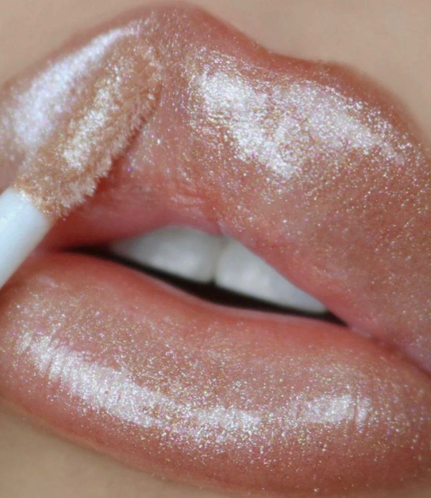 Ultra dazzle LipGloss beautycreations tono hot shot