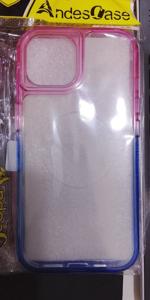 CASE IP 15 BORDE COLORES