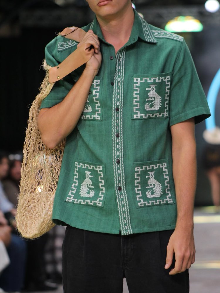 Guayabera Verde con Blanco M/Corta