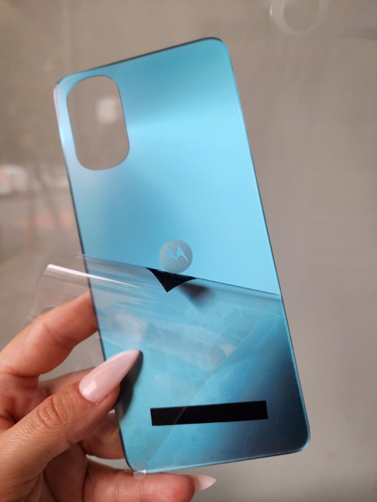 Tapa Motorola G22