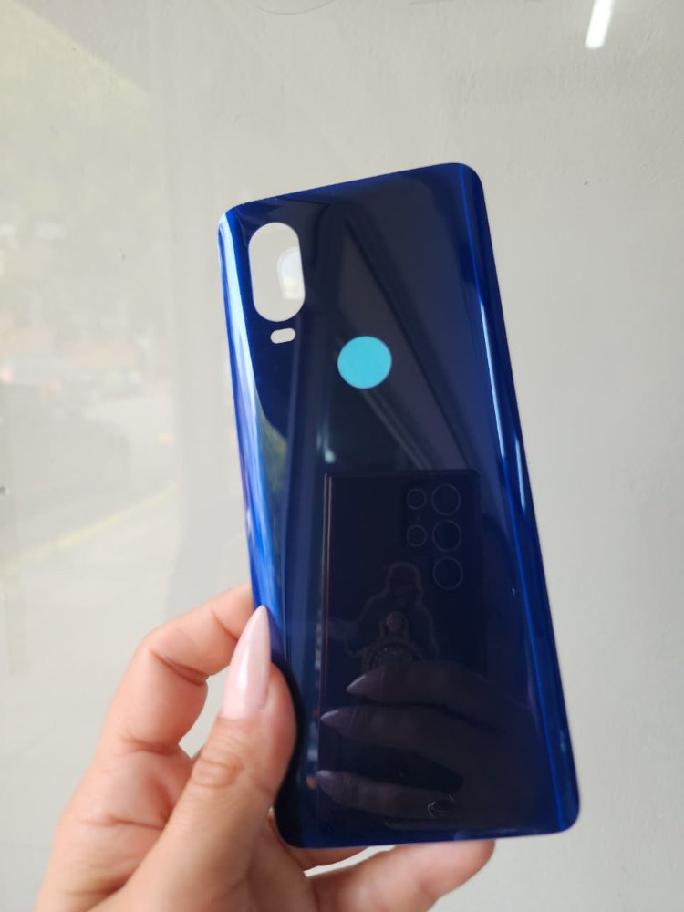 Tapa Motorola One Visión