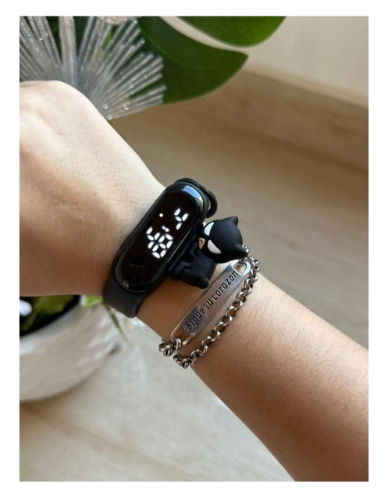 RELOJ BATMAN MUÑEQUITO