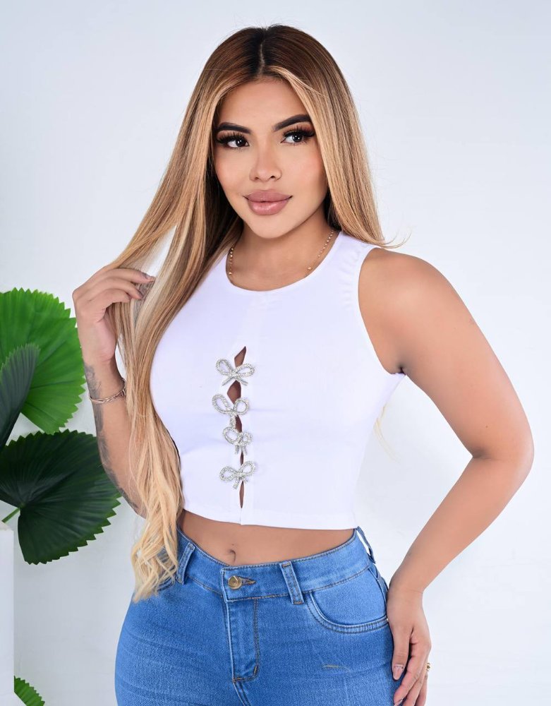 Crop Top Essential