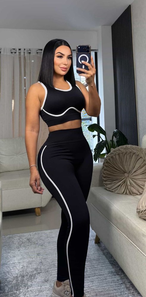 CONJUNTO SEAMLESS BORDES-U-ROSA-NEGRO-CAFE
