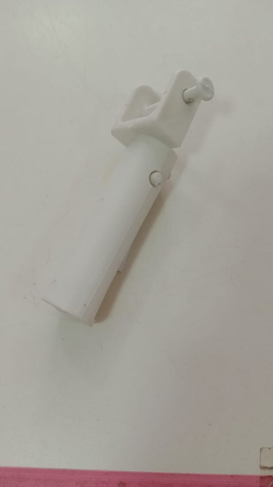 Conector para mango de limpiafondo