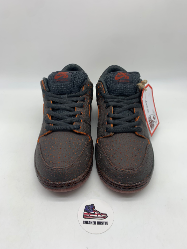 Nike Dunk SB Low Krampus Talla 8