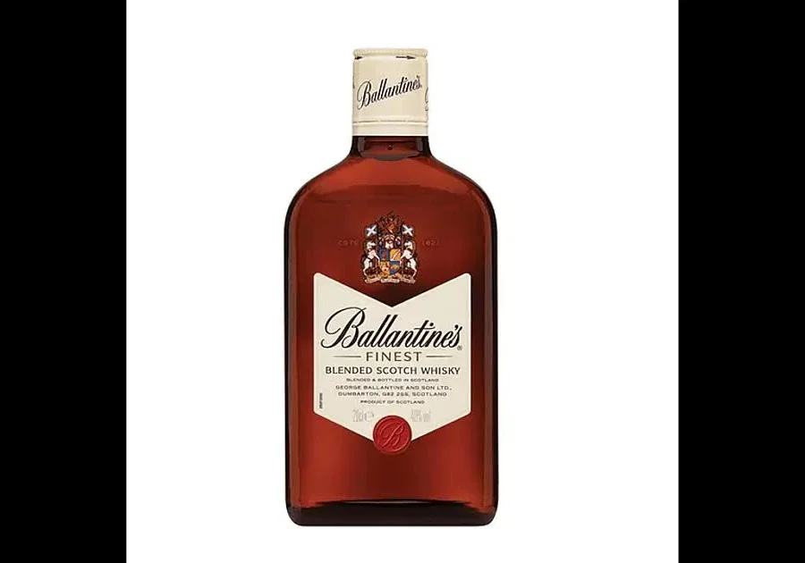 Petaca ballantine 200ML.