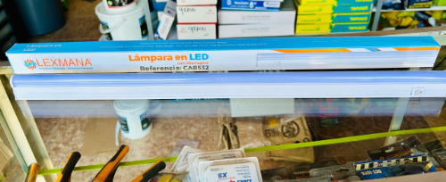 Lampara t5 10 vatios lexmana
