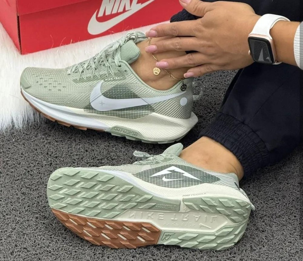 NIKE TRAIL VERDE BLANCO